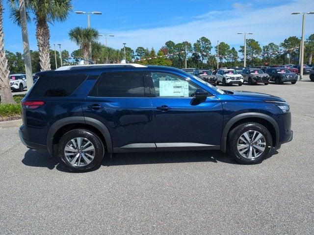 new 2025 Nissan Pathfinder car, priced at $38,301