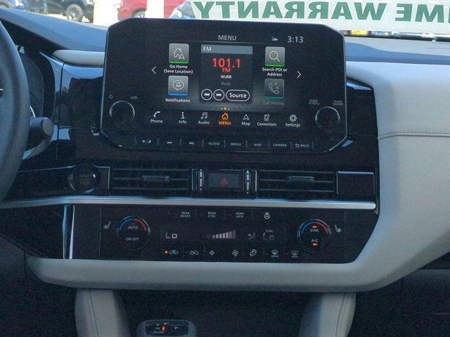 new 2025 Nissan Pathfinder car, priced at $38,301