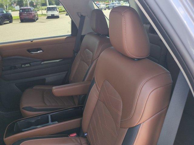 used 2022 Nissan Pathfinder car, priced at $32,950