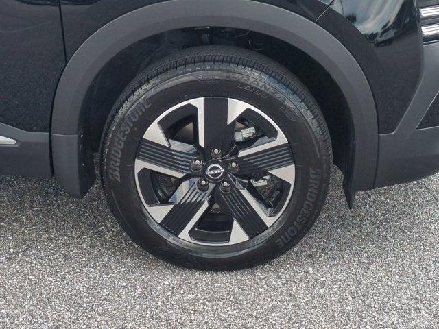 new 2025 Nissan Kicks car, priced at $26,458