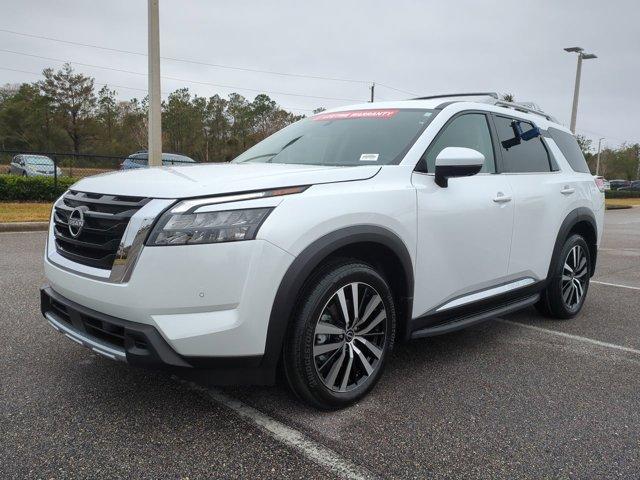 new 2025 Nissan Pathfinder car, priced at $51,963