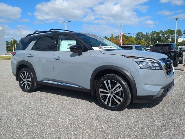 new 2025 Nissan Pathfinder car, priced at $44,725