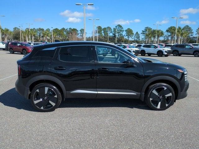 new 2025 Nissan Kicks car, priced at $27,302