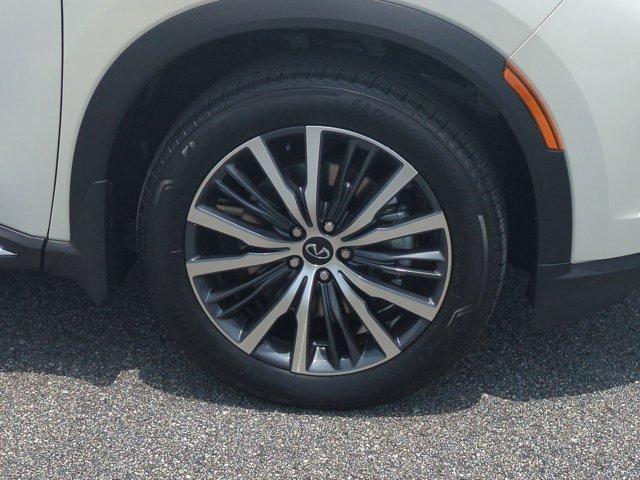 new 2025 INFINITI QX60 car, priced at $64,283