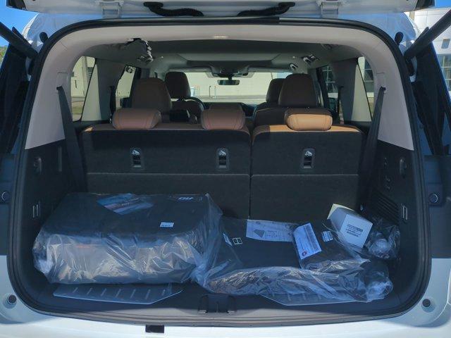 new 2025 INFINITI QX80 car, priced at $86,557
