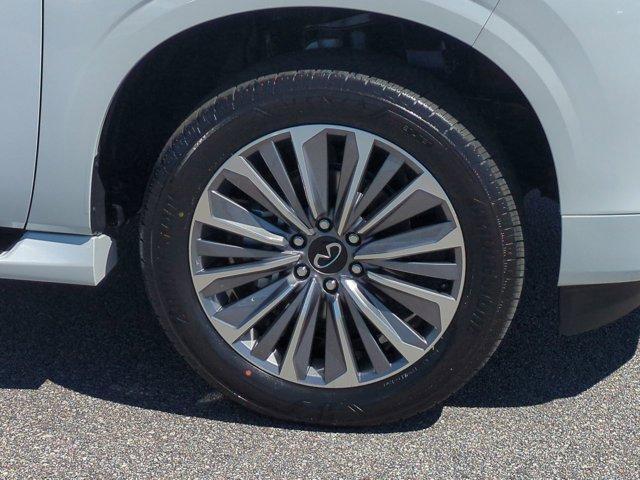 new 2025 INFINITI QX80 car, priced at $86,557