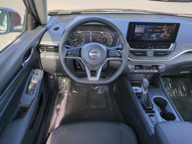 new 2025 Nissan Altima car, priced at $29,301