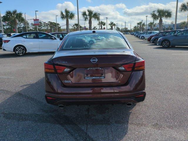 new 2025 Nissan Altima car, priced at $29,301