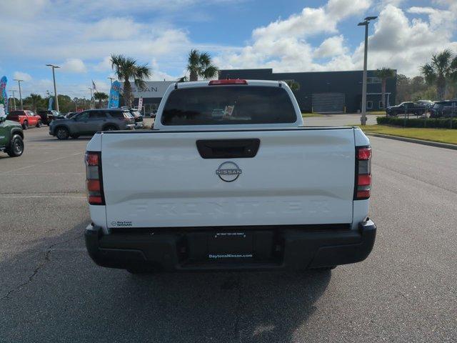 new 2025 Nissan Frontier car, priced at $32,952