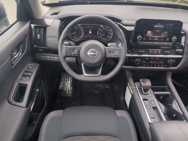 new 2025 Nissan Pathfinder car, priced at $40,202