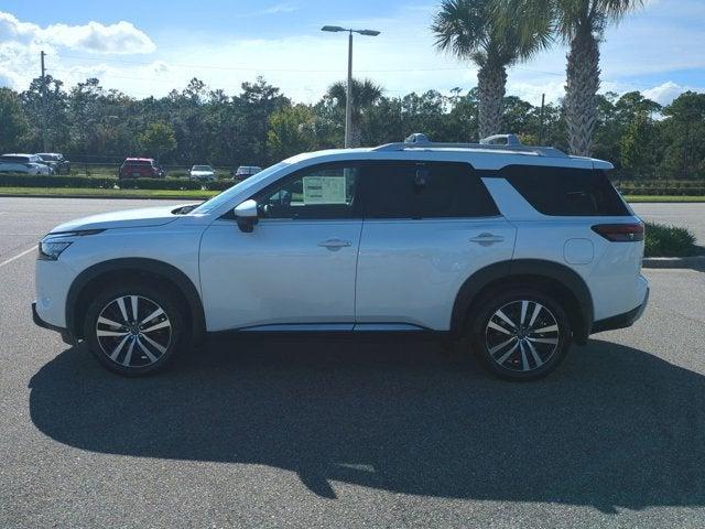new 2025 Nissan Pathfinder car, priced at $43,873