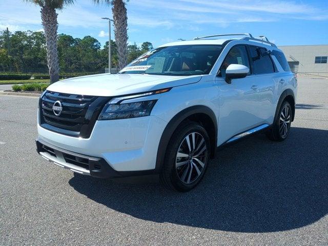 new 2025 Nissan Pathfinder car, priced at $43,873