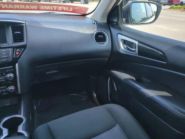 used 2020 Nissan Pathfinder car, priced at $19,999