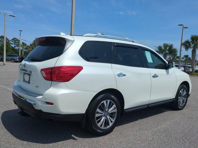 used 2020 Nissan Pathfinder car, priced at $19,999