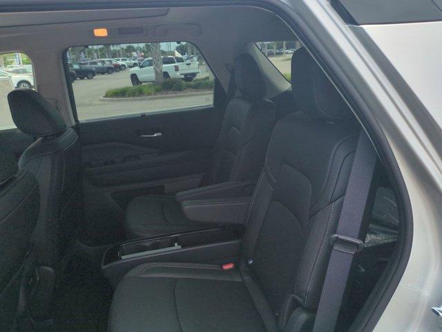 new 2025 Nissan Pathfinder car, priced at $41,697