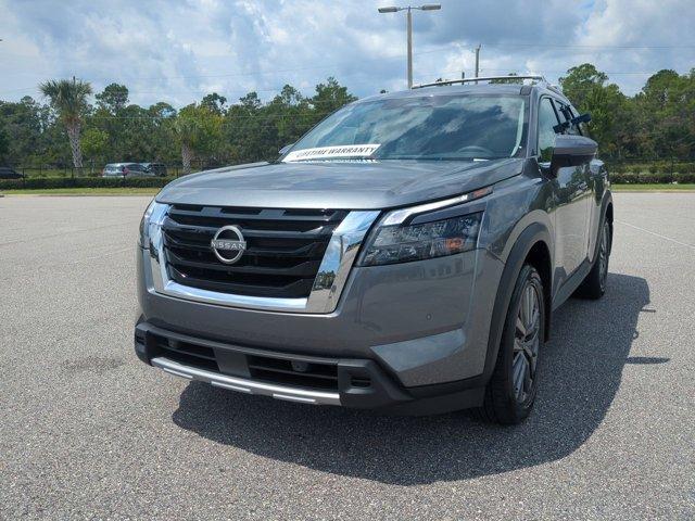new 2025 Nissan Pathfinder car, priced at $44,038