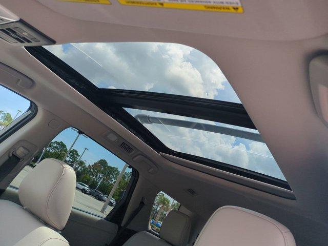new 2025 Nissan Pathfinder car, priced at $44,038