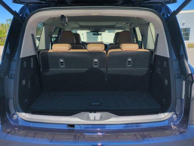 new 2025 INFINITI QX80 car, priced at $87,999