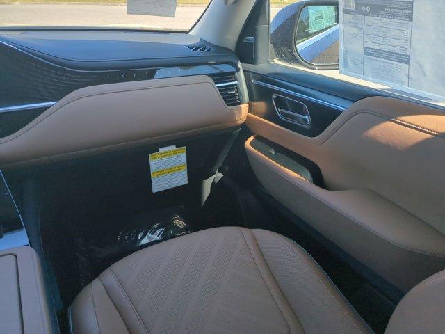 new 2025 INFINITI QX80 car, priced at $87,999