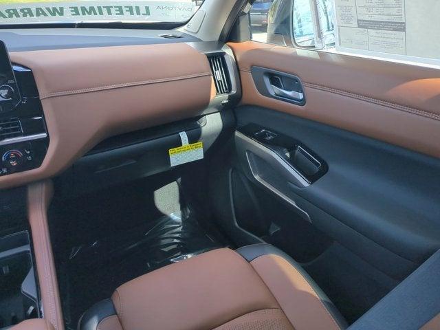 new 2025 Nissan Pathfinder car, priced at $43,944