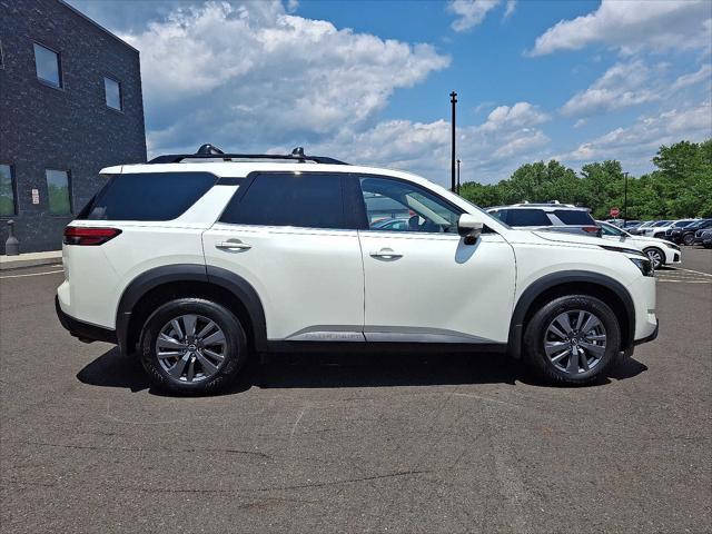 used 2024 Nissan Pathfinder car, priced at $35,299