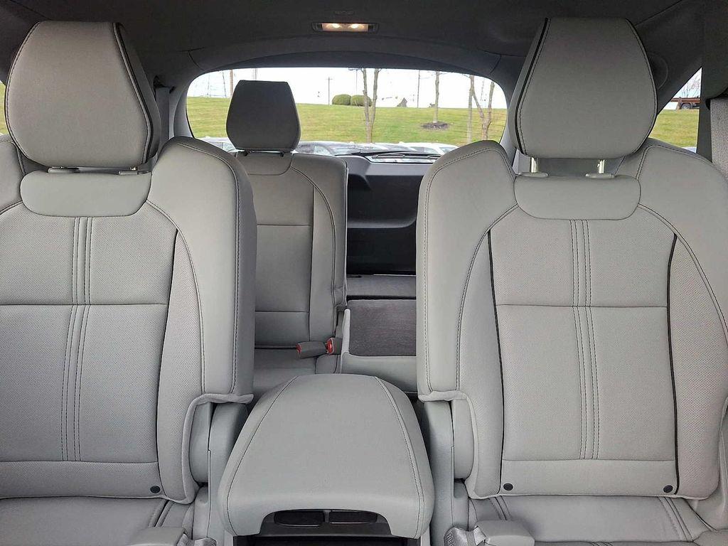 used 2017 Acura MDX car, priced at $21,499