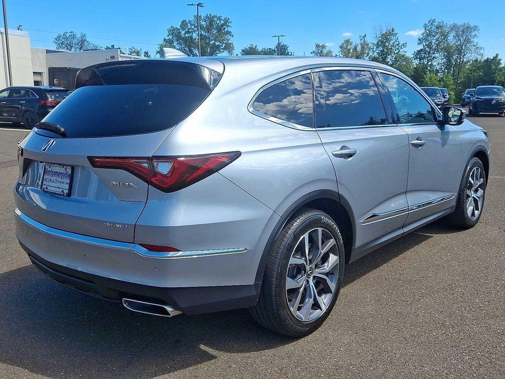 used 2023 Acura MDX car, priced at $44,388