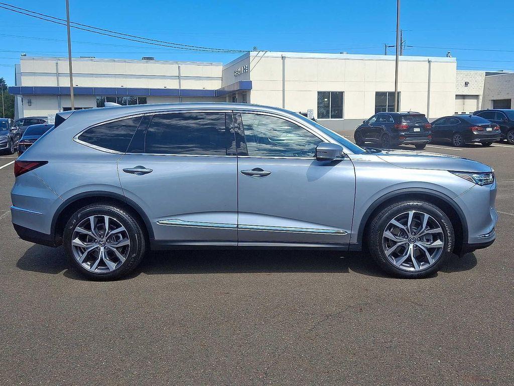 used 2023 Acura MDX car, priced at $44,388