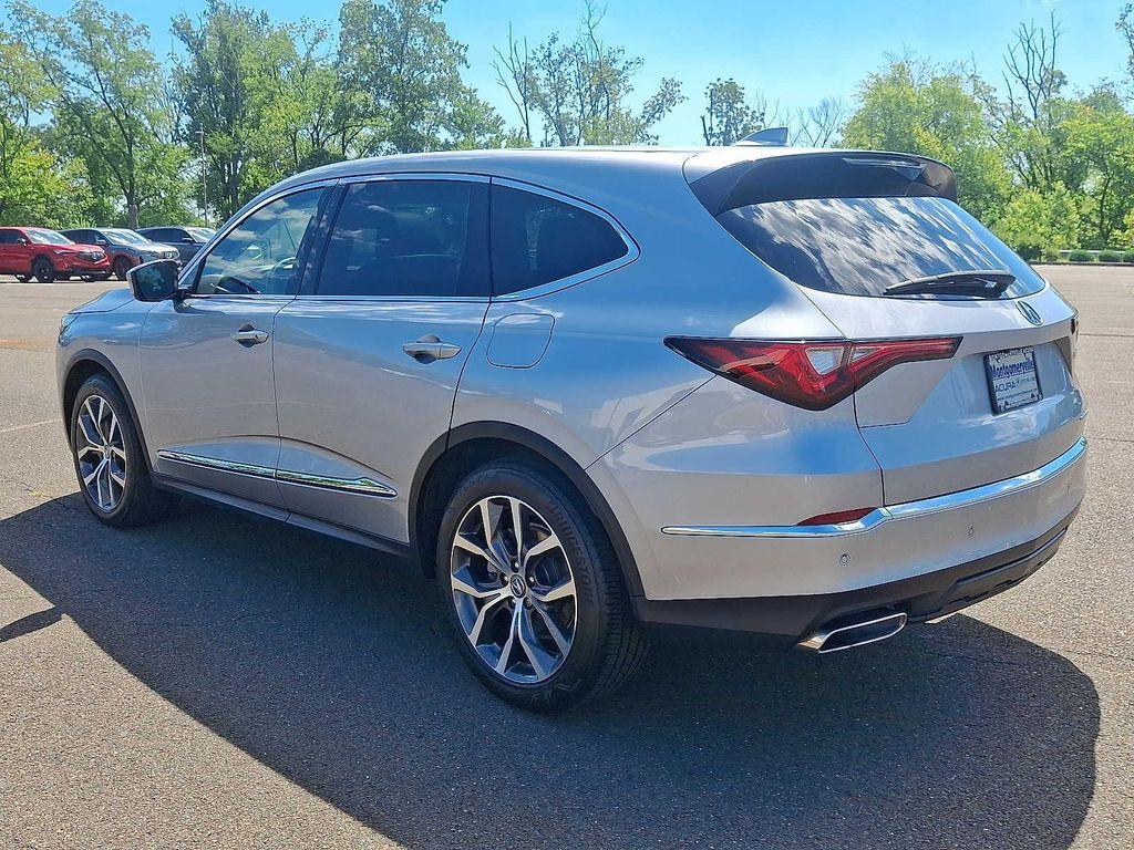 used 2023 Acura MDX car, priced at $44,388