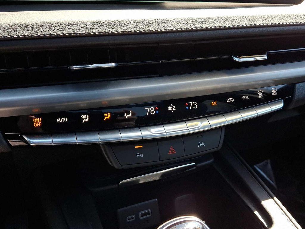 used 2024 Cadillac XT4 car, priced at $37,574