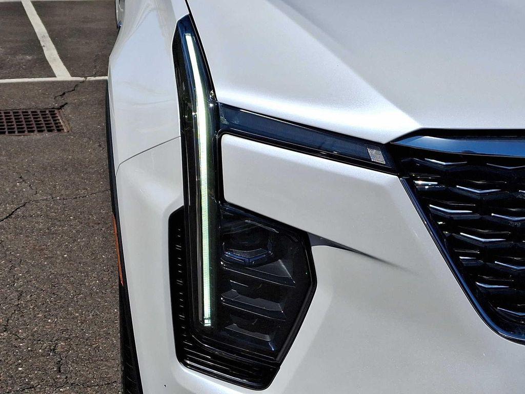 used 2024 Cadillac XT4 car, priced at $37,574