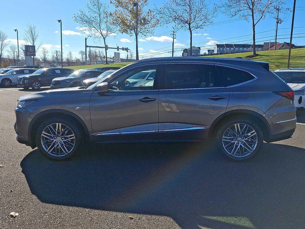 used 2022 Acura MDX car, priced at $41,625