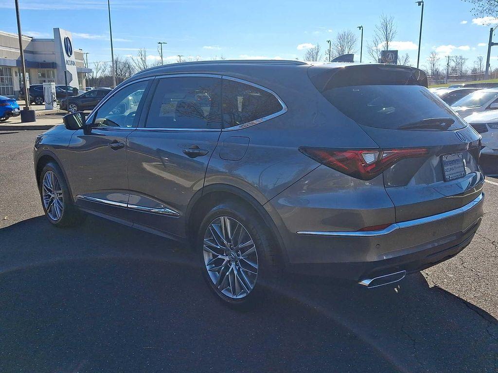 used 2022 Acura MDX car, priced at $41,625