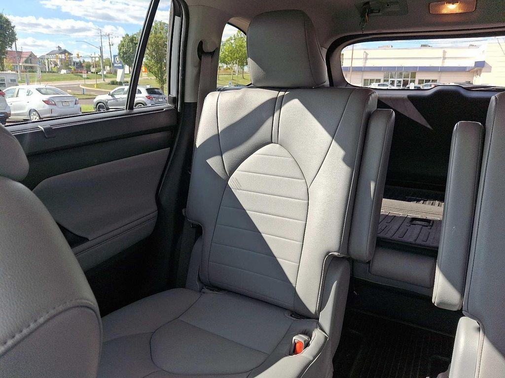 used 2022 Toyota Highlander car, priced at $35,488