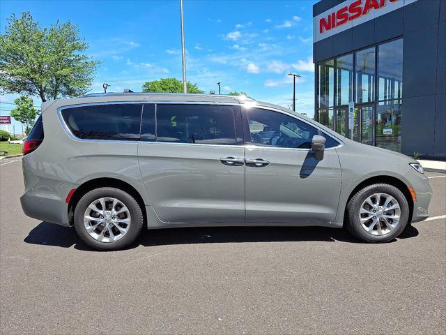 used 2021 Chrysler Pacifica car, priced at $28,698