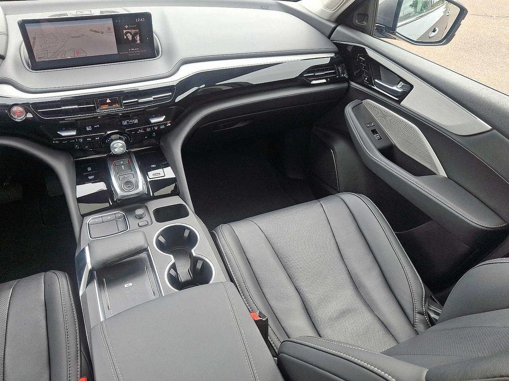 used 2024 Acura MDX car, priced at $48,888