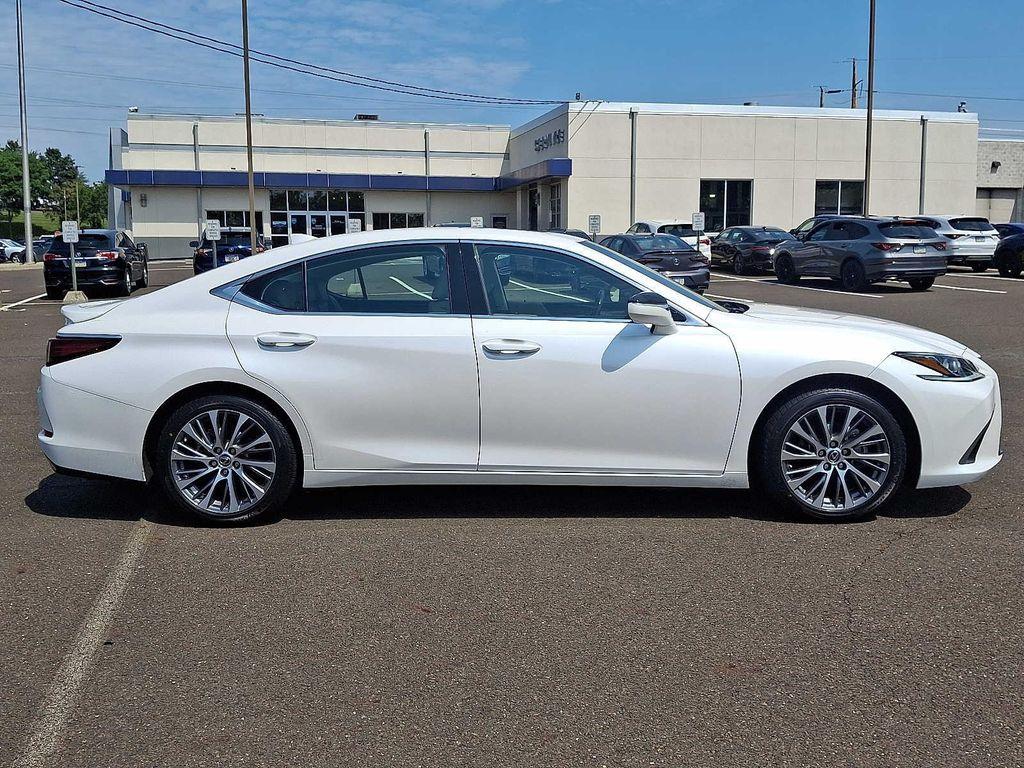 used 2021 Lexus ES 350 car, priced at $32,998