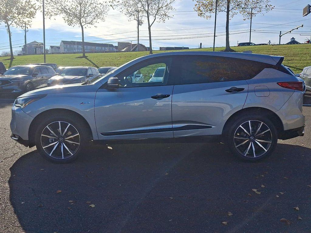 used 2025 Acura RDX car, priced at $47,900