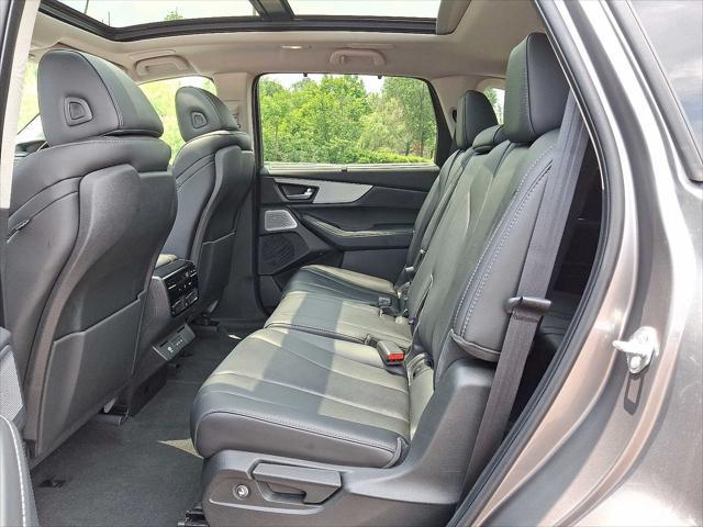 used 2025 Acura MDX car, priced at $54,990