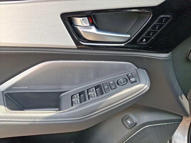 used 2025 Acura MDX car, priced at $54,990