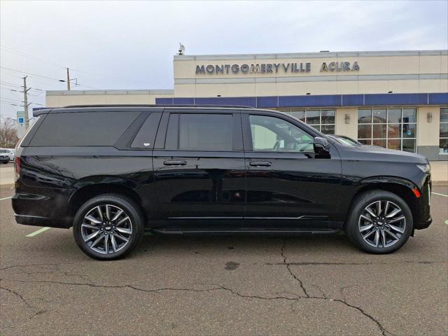 used 2022 Cadillac Escalade ESV car, priced at $77,900