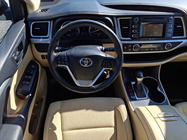 used 2015 Toyota Highlander car, priced at $16,799