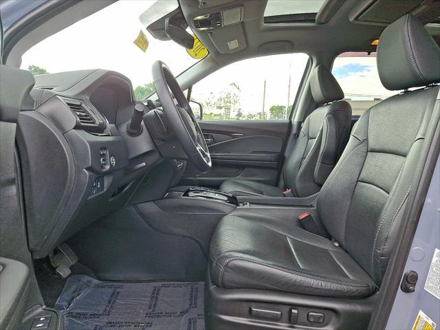 used 2022 Honda Pilot car, priced at $39,995