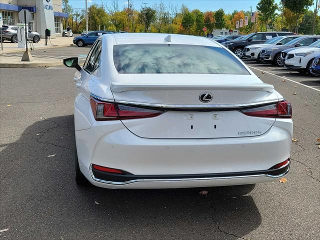 used 2024 Lexus ES 300h car, priced at $44,900