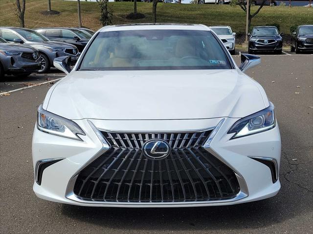 used 2024 Lexus ES 300h car, priced at $44,900