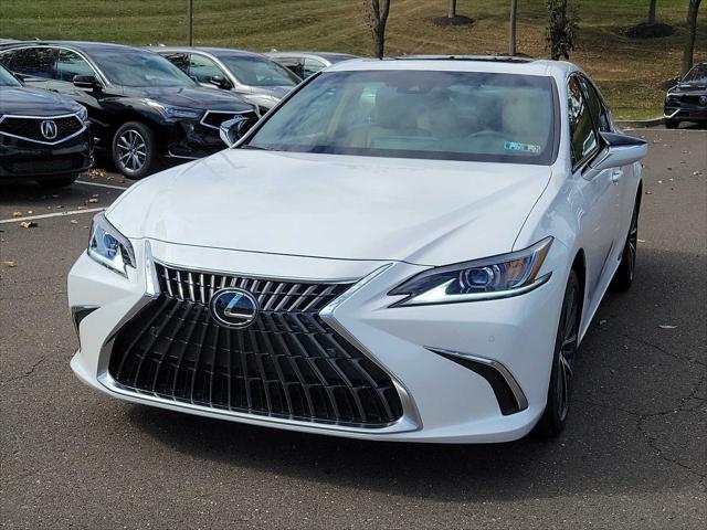 used 2024 Lexus ES 300h car, priced at $44,900