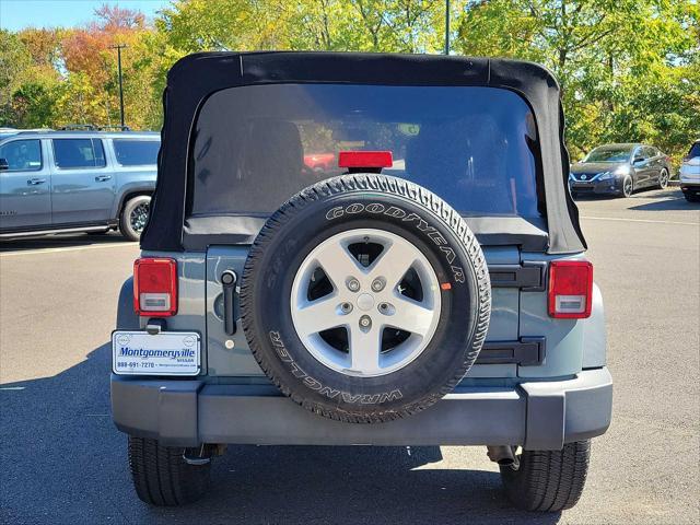 used 2015 Jeep Wrangler Unlimited car, priced at $19,998