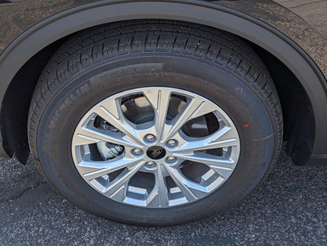 new 2025 Ford Escape car, priced at $28,999