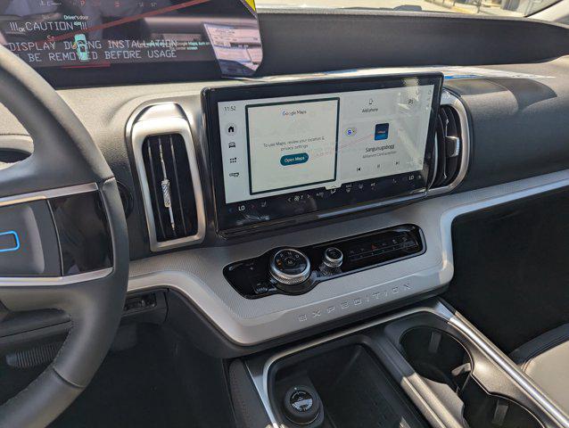 new 2025 Ford Expedition car, priced at $72,475