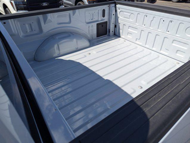 new 2025 Ford F-150 car, priced at $52,620